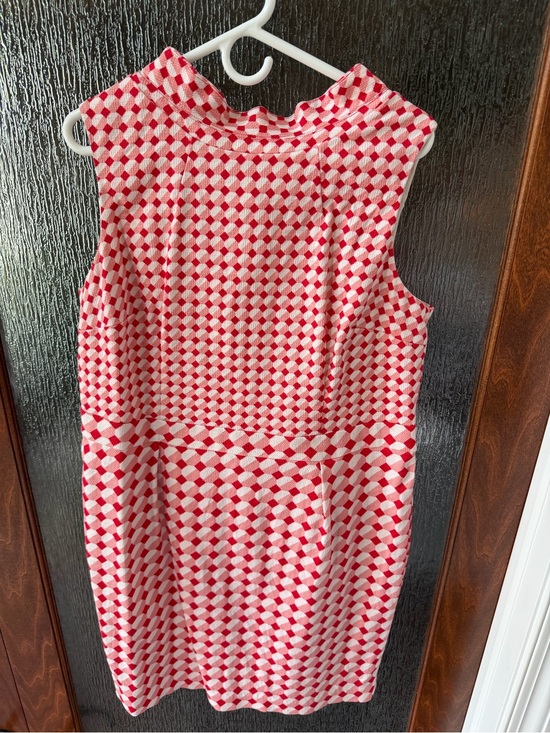 Boden Dresses & Skirts - Boden Sleeveless Red and White Geometric Dress US Size16